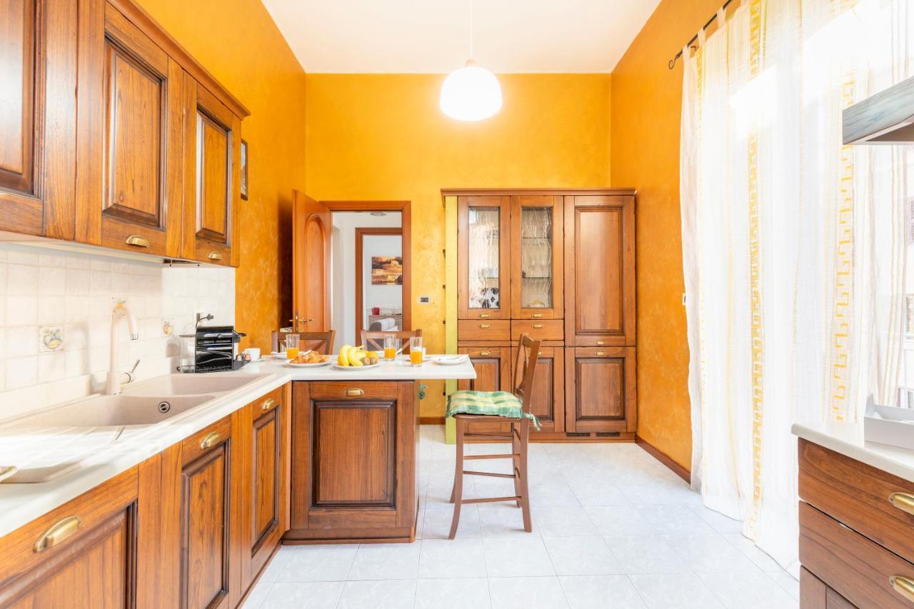 Ferienwohnung Hostly - Domus Happya - Dream In The Appia Antica Park Rom Exterior foto